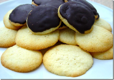 Sort of Biarritz Biscuits Sort of Biarritz Biscuits