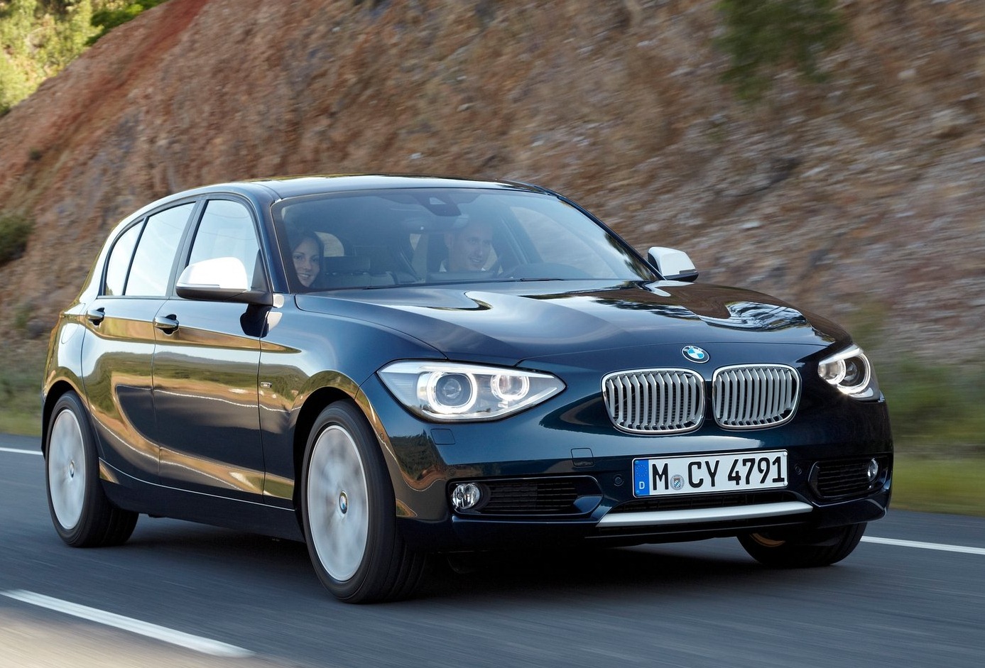 [BMW-1-Series_2012_1600x1200_wallpaper_03%255B3%255D.jpg]