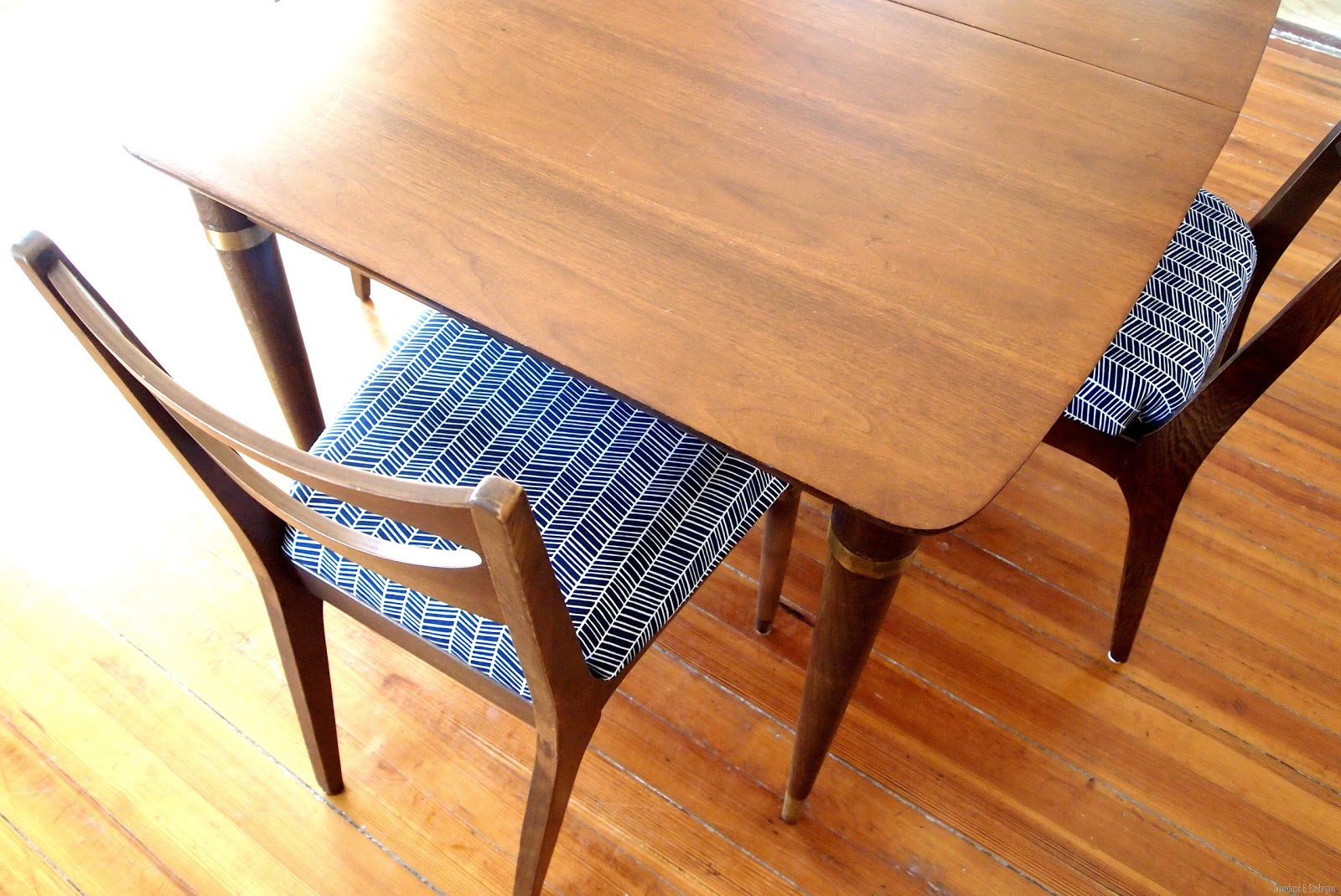 [Fabulous%252050%2527s%2520dining%2520set...%2520completely%2520restored%2521%2520%257BSawdust%2520and%2520Embryos%257D%255B3%255D.jpg]