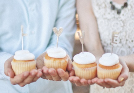 LOVE_Cake_Topper_02 LOVE_Cake_Topper_02