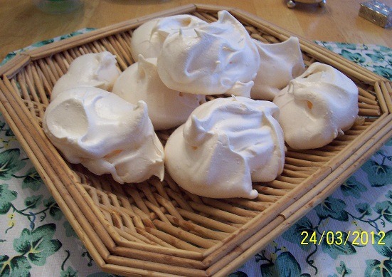 [Meringues-0015.jpg]