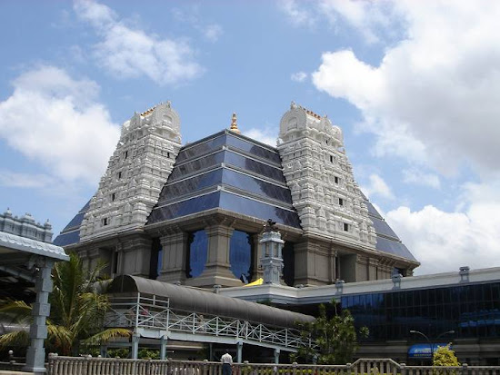 Isckon Temple Bagalore.jpg Isckon Temple Bagalore.jpg