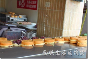 『萬丹老李紅豆餅』的外觀。
