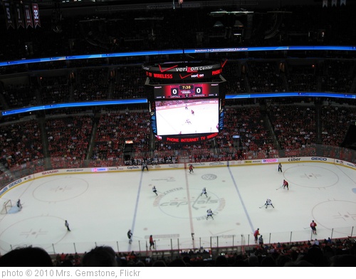'Washington Capitals vs. Atlanta Thrashers' photo (c) 2010, Mrs. Gemstone - license: http://creativecommons.org/licenses/by-sa/2.0/