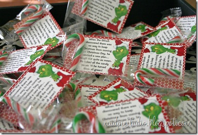 Grinch Candy Cane and Tag (Free Printable) from mudpiereviews.blogspot.com