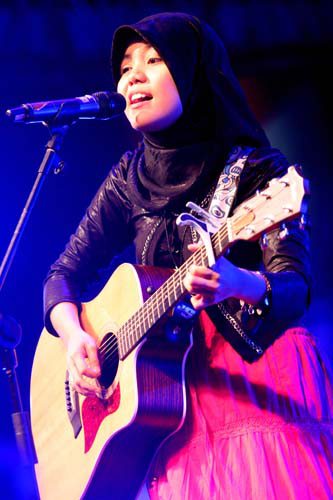 Cara Bermain Gitar Lagu Najwa Latif | hobi menyanyi makan dan bermain gitar Cara Bermain Gitar Lagu Najwa Latif | hobi menyanyi makan dan bermain gitar