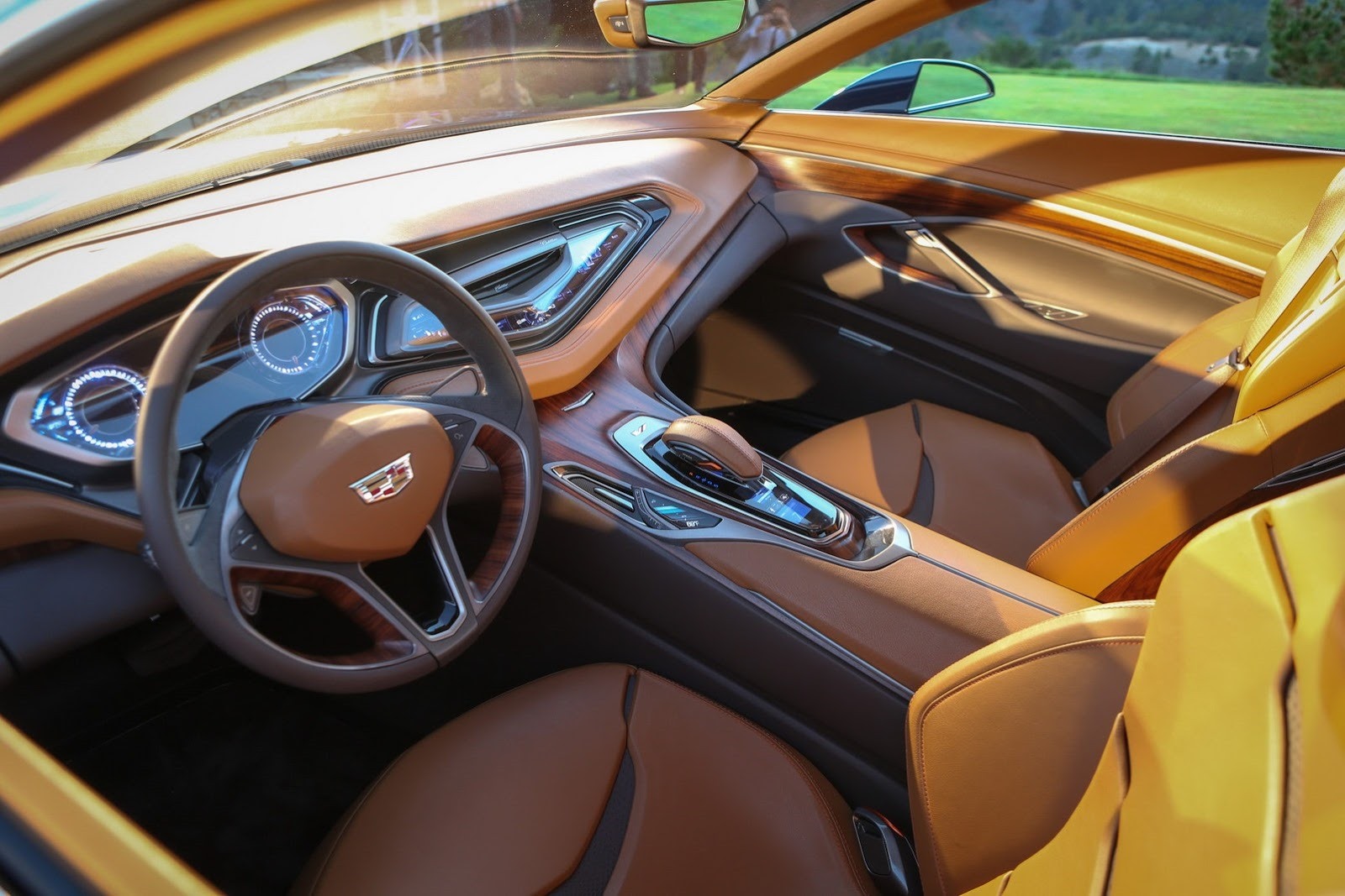 [2013-Cadillac-Elmiraj-Concept-8%255B2%255D.jpg]