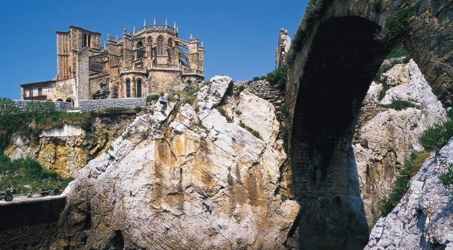 [castro%2520urdiales%255B5%255D.jpg]