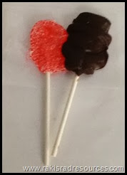 Model reversible and irreversible change for kids by creating sugar lollipops and chocolate lollipops.  Fun with cooking teaches science, math and critical thinking skills.  Post by Heidi Raki of Raki's Rad Resources.