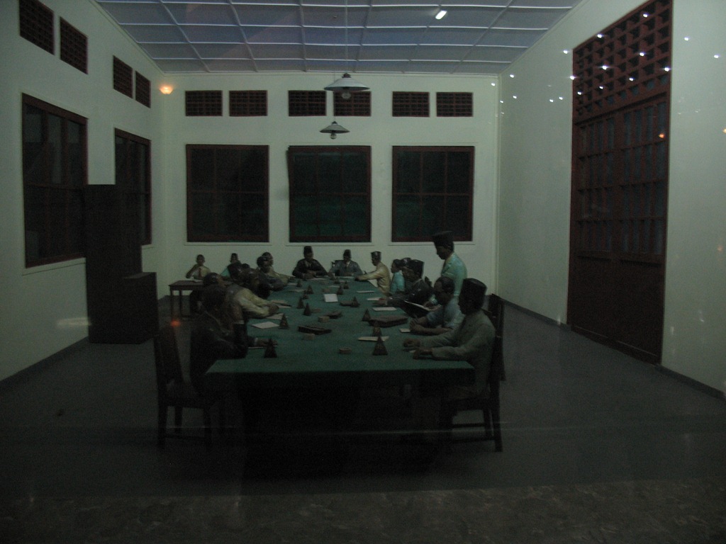 [Galuh%25202021%2520014%255B10%255D.jpg]
