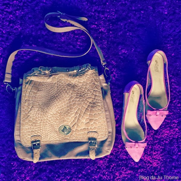 look jeans rosa, tricot branco e camisa estampada (1) look jeans rosa, tricot branco e camisa estampada (1)