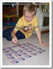 FREE PRINTABLE - US Symbols & Landmarks Memory Game from Living Life Intentionally FREE PRINTABLE - US Symbols & Landmarks Memory Game from Living Life Intentionally