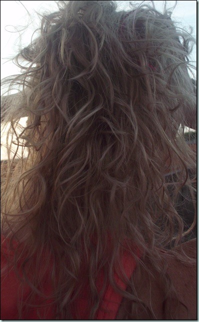 Escurecendo o cabelo com Tinta de Caixinha. Escurecendo o cabelo com Tinta de Caixinha.
