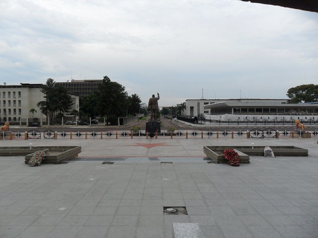[mausoleLaurentdsirKabila3.jpg]