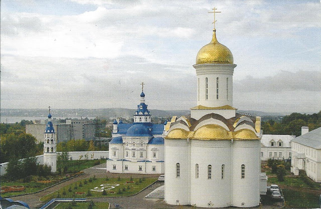 the-svyato-uspenski-monastery-kazan.jpg