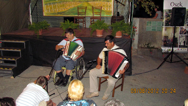 2012-09-Harmonikaski-vecer-Osek-25.JPG