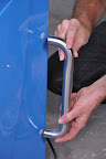 optional handle placement on both sides of unit