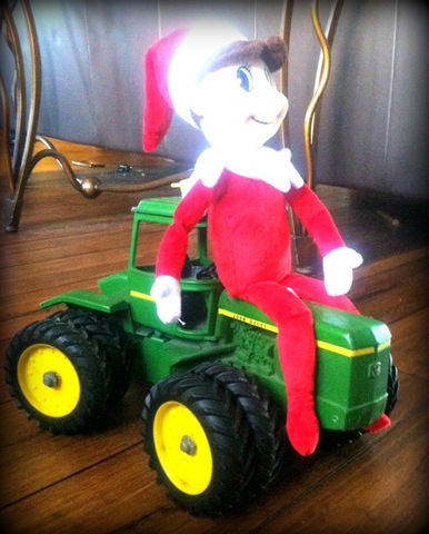 [elf%2520tractor%2520alone%255B4%255D.jpg]