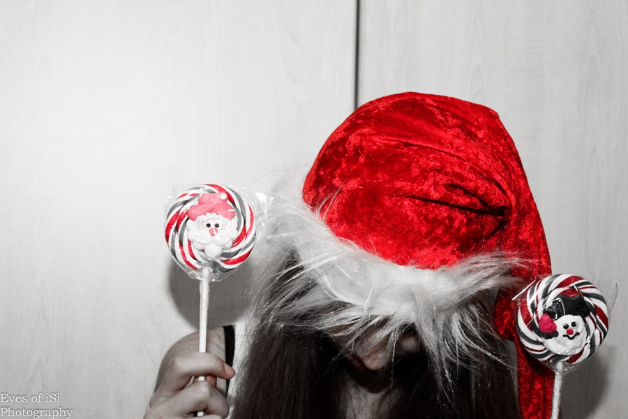 [Eyes-of-iSi-Weihnachtsmtze-Zwei-Loll.jpg]