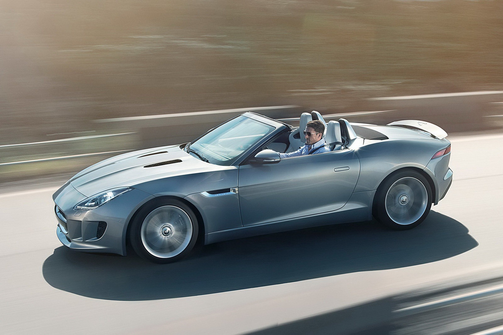 [2013-Jaguar-F-Type-6%255B5%255D.jpg]