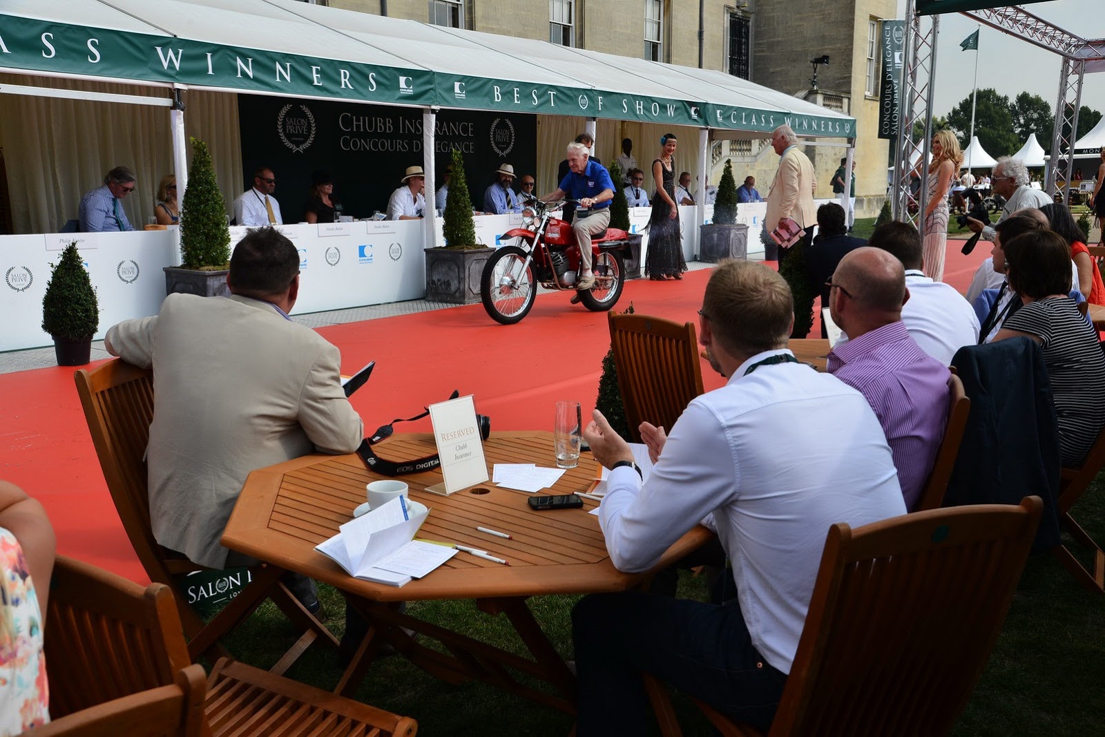 [Salon-Prive-2013-185%255B4%255D.jpg]