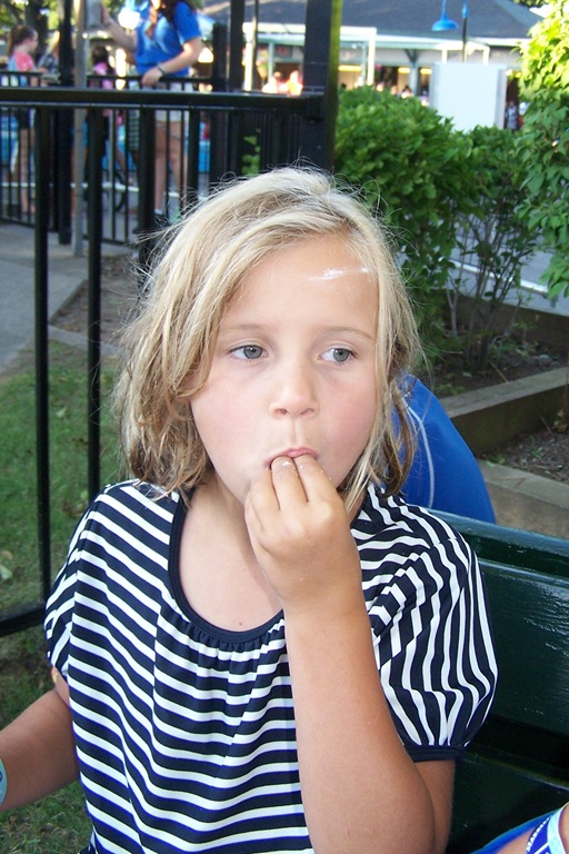 [100_2974%255B9%255D.jpg]