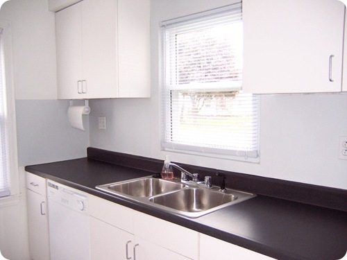 athomewithh_kitchen_before2