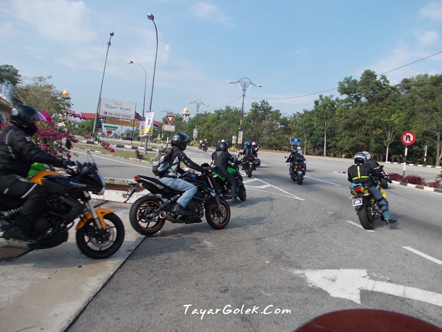 [DSCN01052.jpg]
