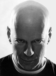 Bruce Willis valóságshow-függő!