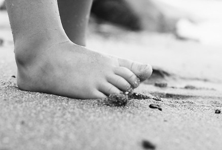 work.5903137.1.flat,550x550,075,f.barefoot-on-beach-childs-feet-on-sandy-beach