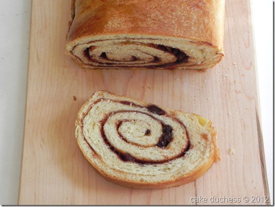 cinnamon-raisin-swirl-bread-5 cinnamon-raisin-swirl-bread-5