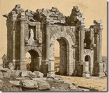 220px-Roman_Arch_of_Trajan_at_Thamugadi_(Timgad),_Algeria_04966r