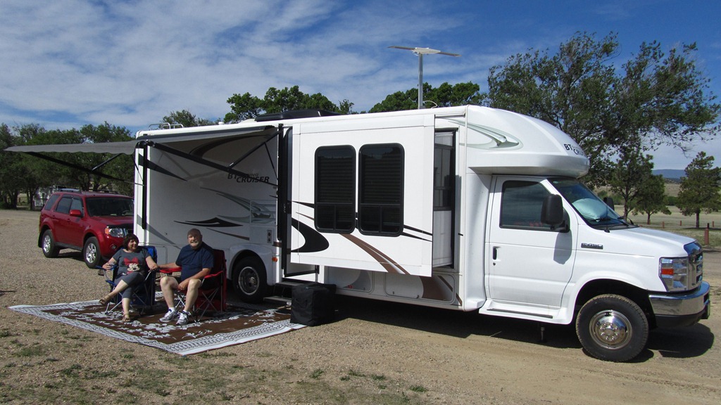 [Storrie-Lake-SP12-17-May-20124.jpg]
