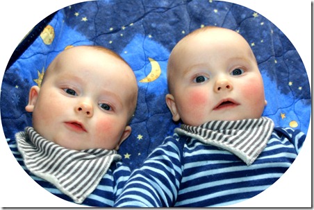 IMG_0343 twins IMG_0343 twins