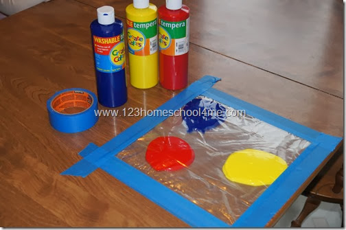 Paint in a bag for babies and toddler kids activity Paint in a bag for babies and toddler kids activity