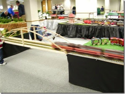 tt040015 G-Gaugers Layout at TrainTime 2004 tt040015 G-Gaugers Layout at TrainTime 2004