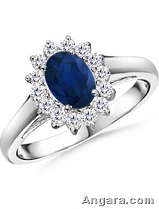 Oval Sapphire and Round Diamond Vintage Ring(1)