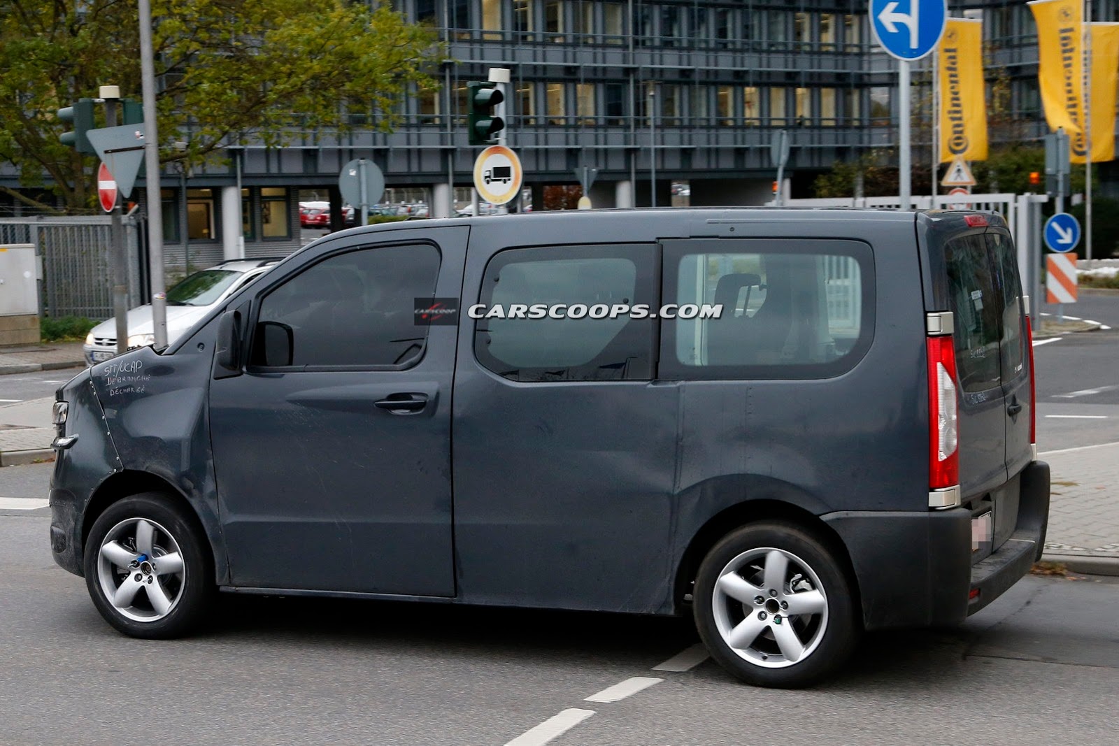 [Citroen-Tubik-5%255B3%255D.jpg]