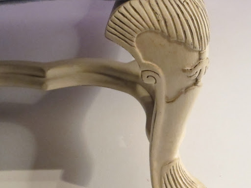 Such carefully carved and finished feet.