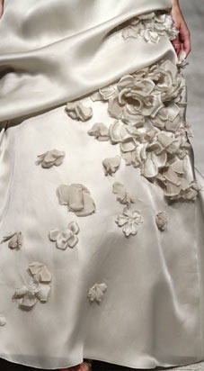 [wedding-dress-poemed-Silk-Sati9.jpg]