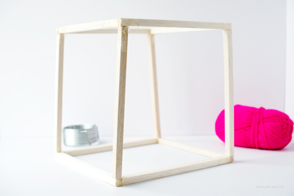 DIYGeometricLightCoverbyPenelopeAndPIp_Step3.jpg DIYGeometricLightCoverbyPenelopeAndPIp Step3