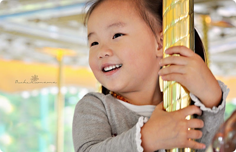 Zoe---Merry-Go-Round