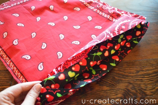 Drawstring Bandanna Backpack Step 21
