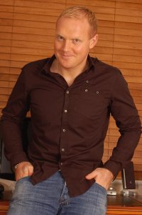 Adam Eason Uk Hypnotherpist 4, Adam Eason