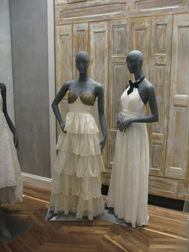 The black bow makes the halter on the right look so sophisticated