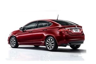 Fiat-Viaggio-Hatch-7 Fiat-Viaggio-Hatch-7