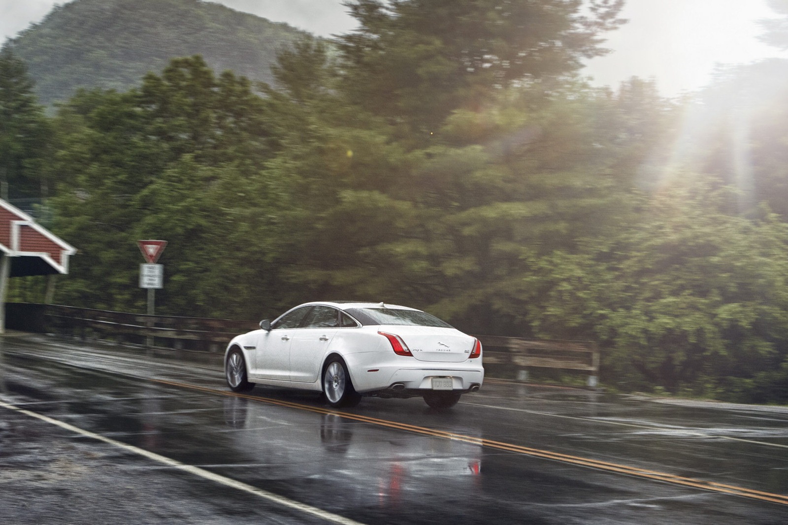Jaguar-XWD-15[5].jpg
