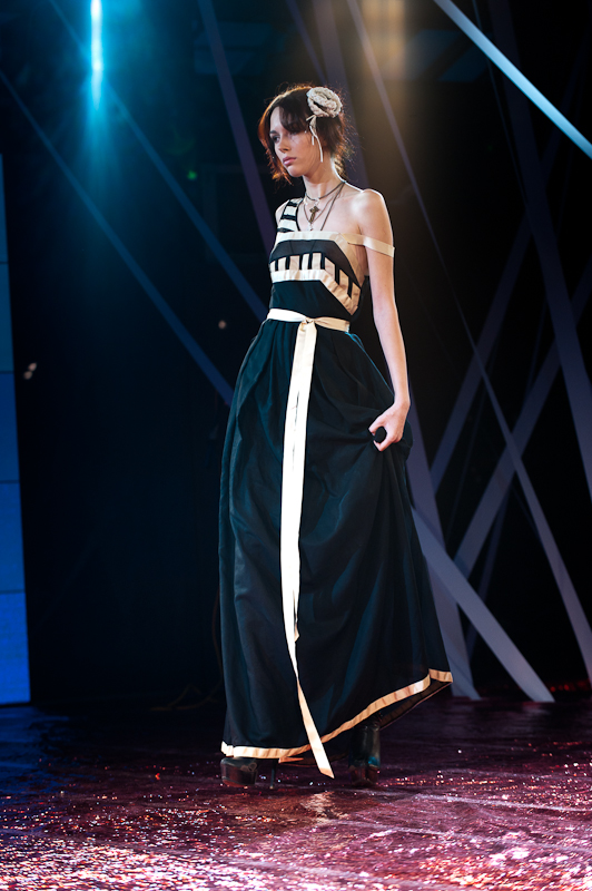 Світлана КАЛИНИЧЕНКО, HOLIDAY FASHION WEEK 2011 Фото Сергея Черникова