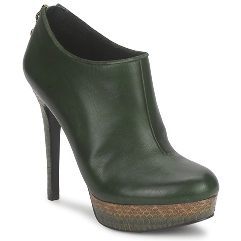 [thecoloursofmycloset_verde_houseofharlow%255B5%255D.jpg]