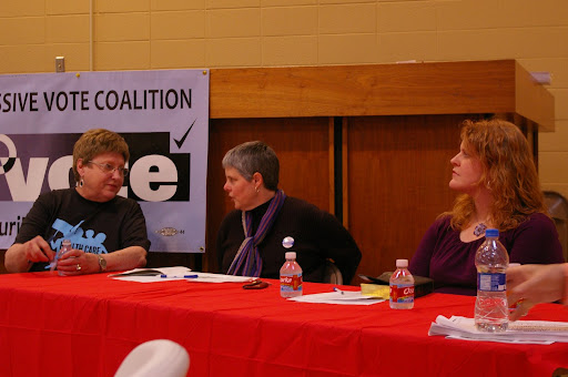HCAN Moderator Joan Suarez (L) with panelist Janie Vestal who is a member of the Greene County Medical Association. Reverend Emily Bowen (R) of Brentwood Christian Church was also invited to be a panelist.
